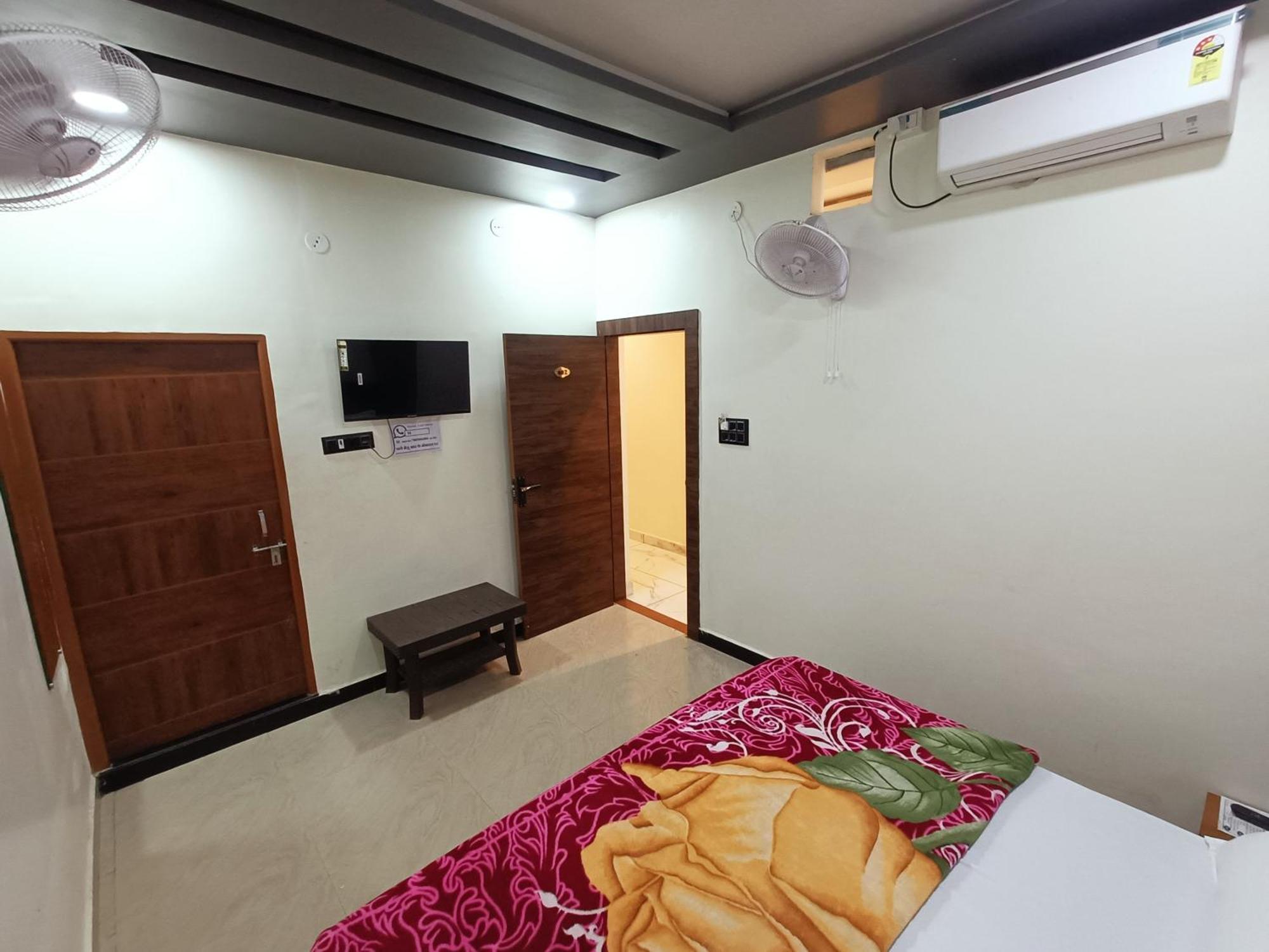 Hotel Shreem Ujjain Dış mekan fotoğraf